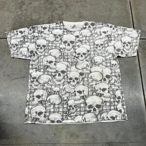 vintage skull all over print white and black shirt size xl
